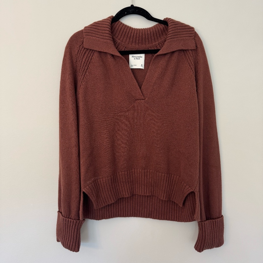Abercrombie & Fitch Rust Collared V Neck Knit Sweater Medium